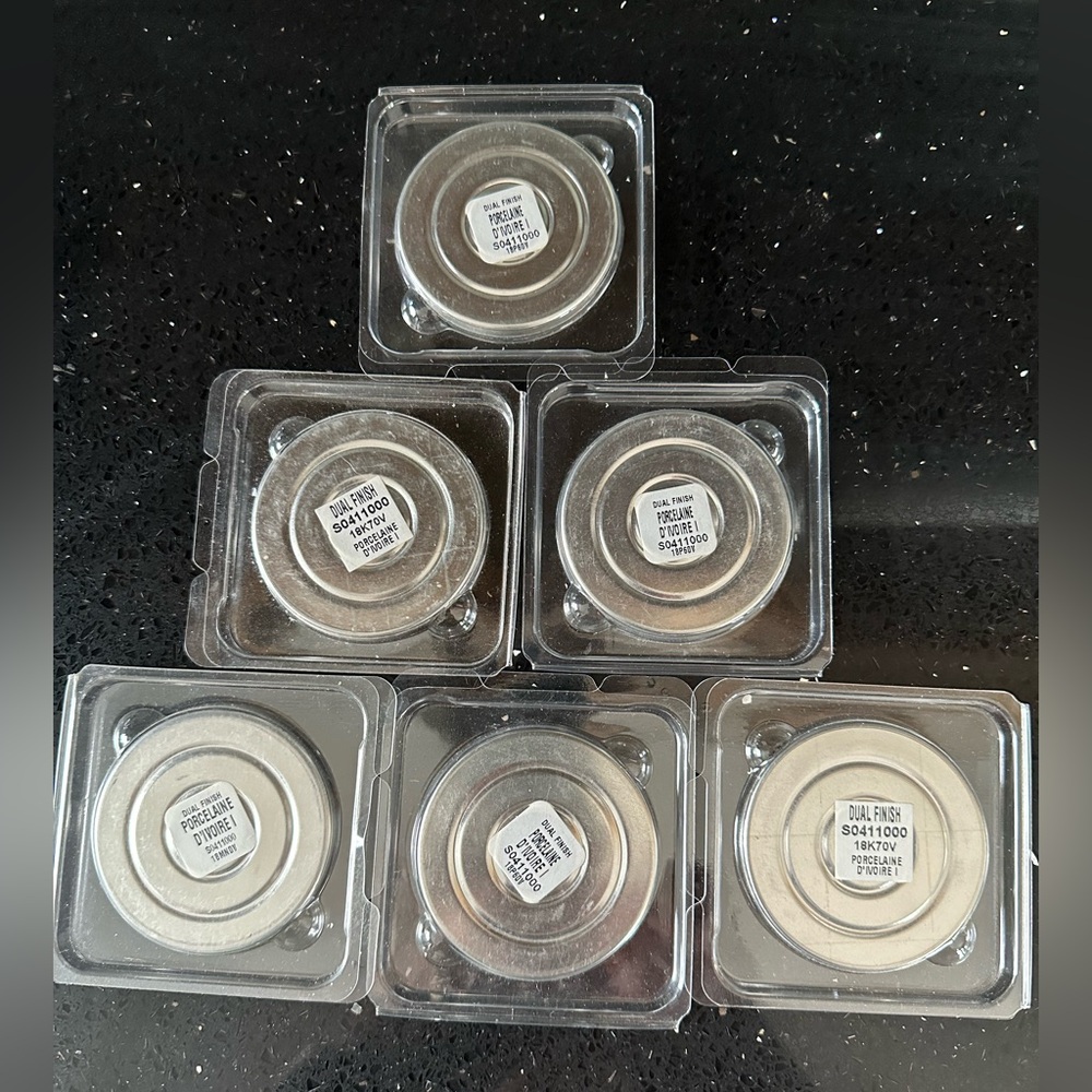 1 Lancôme Dual Finish Powder Foundation PORCELAINE D’IVOIRE I - 5 available RARE - Picture 4 of 4